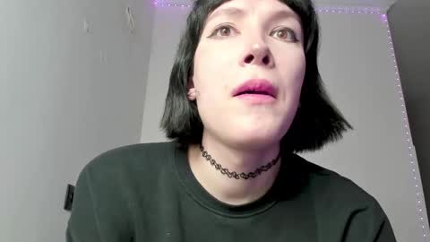 Kira online show from January 2025 05:21:01 PM