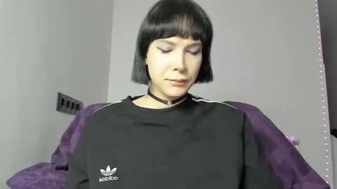 Kira online show from February 2025 03:21:01 PM
