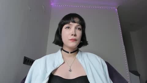 Kira online show from February 2025 04:18:01 PM
