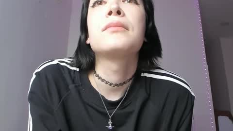 Kira online show from February 2025 08:00:01 PM