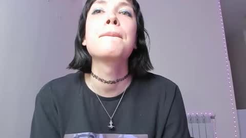 Kira online show from February 2025 05:26:02 PM