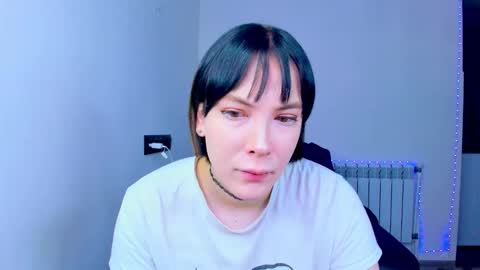 Kira online show from September 2025 07:41:01 AM