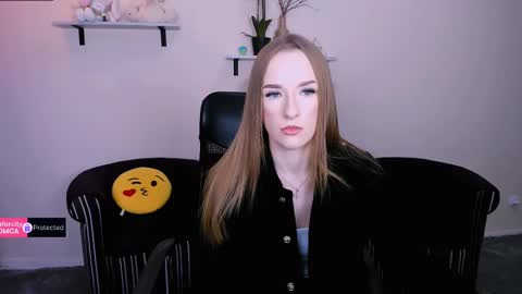 Snapshot of doll_vey chatting on February 2025 10:37:02 AM doll_vey online show from February 2025 10:37:02 AM