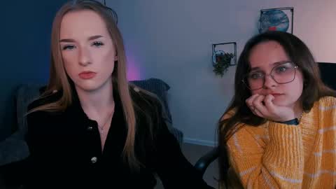 Snapshot of doll_vey chatting on February 2025 12:42:01 PM doll_vey online show from February 2025 12:42:01 PM