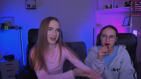 Snapshot of doll_vey chatting on November 2025 08:10:01 PM doll_vey online show from November 2025 08:10:01 PM