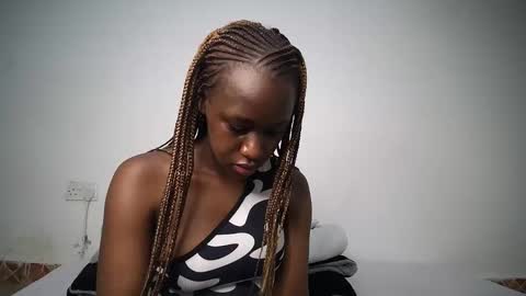 dollberry online show from December 2024 11:32:02 AM