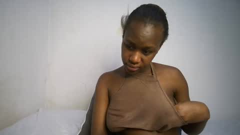 dollberry online show from February 2025 01:10:01 AM