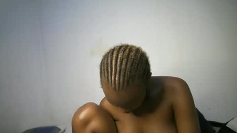 dollberry online show from March 2025 04:18:01 PM