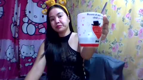 dolly_cute28 online show from February 2025 08:28:01 PM