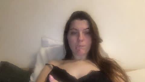 Snapshot of dollyroma chatting on October 2025 08:07:02 AM DollyRoma online show from October 2025 08:07:02 AM