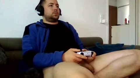 Snapshot of dombio_12 chatting on September 2025 10:53:02 AM dombio_12 online show from September 2025 10:53:02 AM