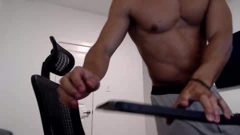 Snapshot of domd3 chatting on September 2025 03:08:01 AM Dom online show from September 2025 03:08:01 AM