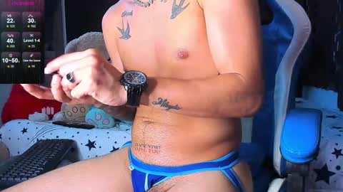 Snapshot of domenique_stoll chatting on October 2025 11:47:02 PM DAVID 3 online show from October 2025 11:47:02 PM