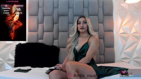 Snapshot of dominatrix_camila chatting on December 2024 07:15:02 AM Camila Roushell online show from December 2024 07:15:02 AM