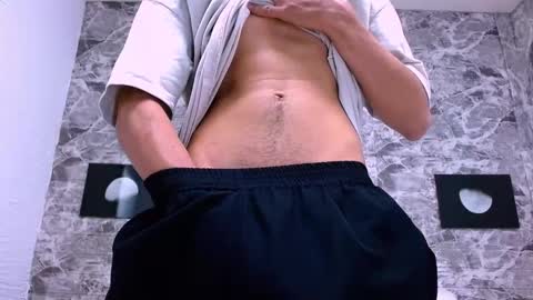 Snapshot of dominic_blade chatting on October 2025 11:44:01 AM Dominic online show from October 2025 11:44:01 AM