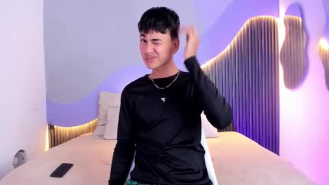 Dominic online show from November 2025 04:12:01 AM