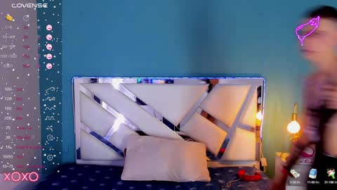 Dominic online show from January 2025 03:45:01 PM