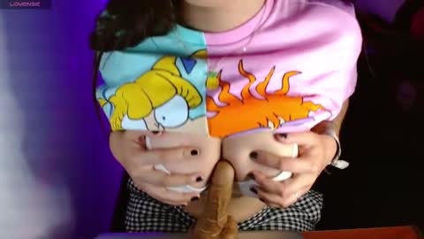   online show from September 2025 05:42:01 AM