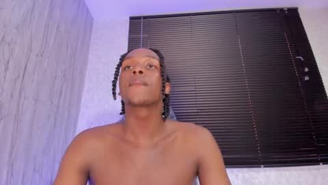 Dominicscott online show from January 2025 07:00:02 PM