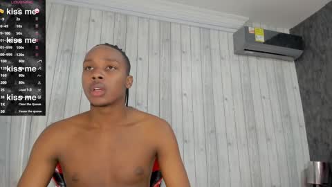 Dominicscott online show from March 2025 12:39:02 PM