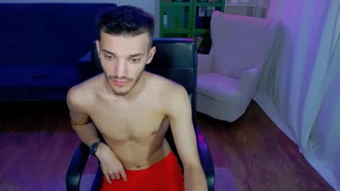 Snapshot of dominicvalente chatting on October 2025 04:46:01 PM dominicvalente online show from October 2025 04:46:01 PM