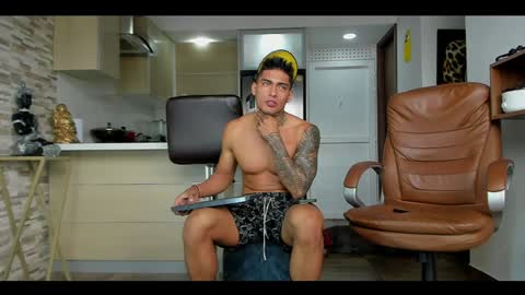 Only fans Ronnie col---InstaRonniecolleman  online show from December 2024 04:49:01 PM