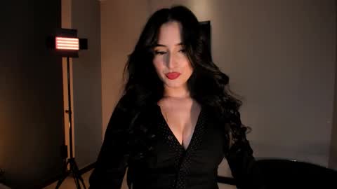 Snapshot of dominiquevega_ chatting on October 2025 09:46:01 PM Dominique online show from October 2025 09:46:01 PM