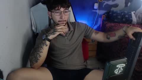 dominus_kane online show from November 2025 04:52:01 PM