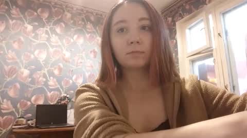 Eliz online show from November 2025 11:20:01 AM