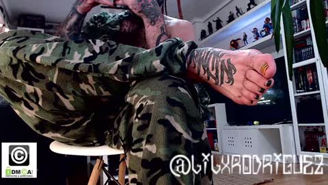 I DIGZ  .K.. D  .K.. PIG PPP online show from December 2024 04:17:01 PM