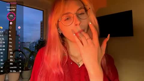 Karolina online show from November 2025 01:12:02 PM