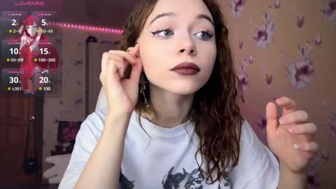 Snapshot of dontoke_ chatting on January 2025 02:19:02 PM Nicole online show from January 2025 02:19:02 PM