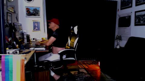 dopeleaf2 online show from September 2025 10:10:02 PM