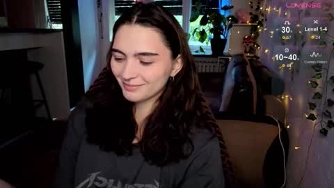 Snapshot of dorfmatratze_ chatting on October 2025 09:28:02 AM Alice online show from October 2025 09:28:02 AM