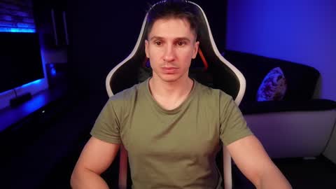 Snapshot of dorianreyes chatting on January 2025 10:11:02 PM Dorian Reyes online show from January 2025 10:11:02 PM