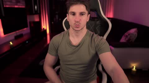 Snapshot of dorianreyes chatting on January 2025 02:15:01 AM Dorian Reyes online show from January 2025 02:15:01 AM