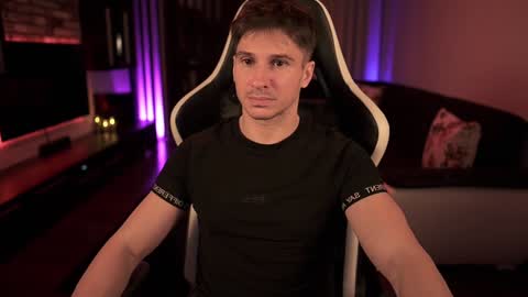 Snapshot of dorianreyes chatting on January 2025 11:56:01 PM Dorian Reyes online show from January 2025 11:56:01 PM