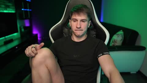 Snapshot of dorianreyes chatting on February 2025 12:40:01 AM Dorian Reyes online show from February 2025 12:40:01 AM