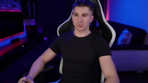 Snapshot of dorianreyes chatting on February 2025 02:01:01 AM Dorian Reyes online show from February 2025 02:01:01 AM