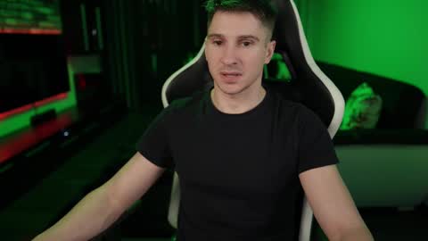 Snapshot of dorianreyes chatting on February 2025 03:22:01 AM Dorian Reyes online show from February 2025 03:22:01 AM