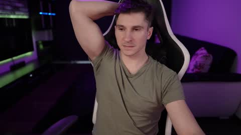 Snapshot of dorianreyes chatting on February 2025 05:34:02 AM Dorian Reyes online show from February 2025 05:34:02 AM