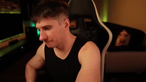 Snapshot of dorianreyes chatting on March 2025 10:28:02 PM Dorian Reyes online show from March 2025 10:28:02 PM