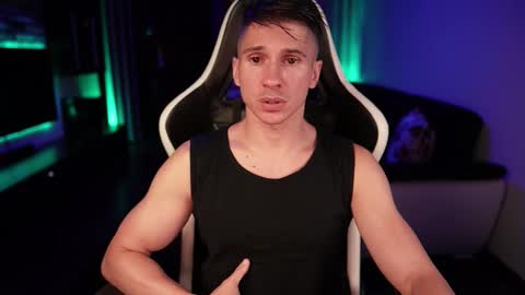 Snapshot of dorianreyes chatting on September 2025 10:32:02 PM Dorian Reyes online show from September 2025 10:32:02 PM