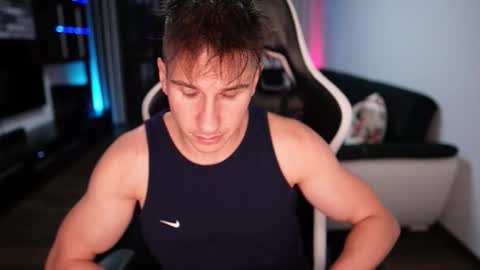 Snapshot of dorianreyes chatting on October 2025 09:56:01 PM Dorian Reyes online show from October 2025 09:56:01 PM