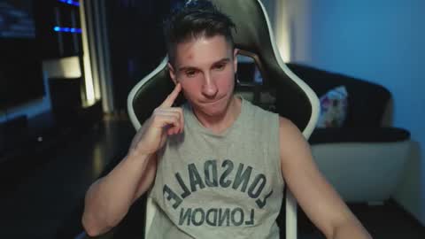 Snapshot of dorianreyes chatting on November 2025 12:22:02 AM Dorian Reyes online show from November 2025 12:22:02 AM