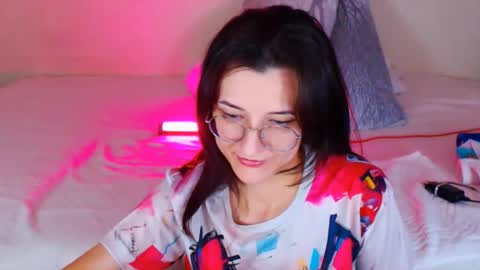 Snapshot of dorotty_ chatting on October 2025 12:48:02 PM Your Dorotty online show from October 2025 12:48:02 PM