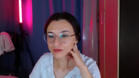 Snapshot of dorotty_ chatting on November 2025 11:47:02 PM Your Dorotty online show from November 2025 11:47:02 PM