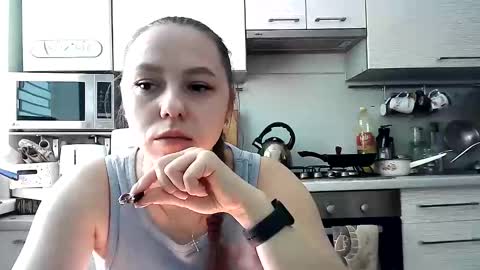 Dorrie Ann online show from February 2025 12:08:01 PM
