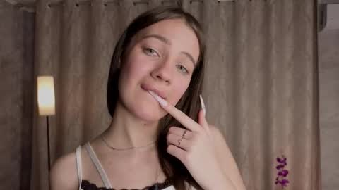 Snapshot of dotenderlin chatting on October 2025 04:56:01 AM Adele online show from October 2025 04:56:01 AM