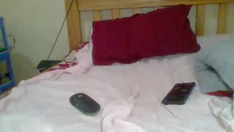 Snapshot of dottletop chatting on February 2025 07:13:02 AM dottletop online show from February 2025 07:13:02 AM